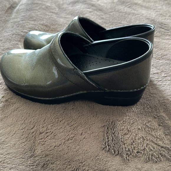 Dansko Clogs - Picture 5 of 11